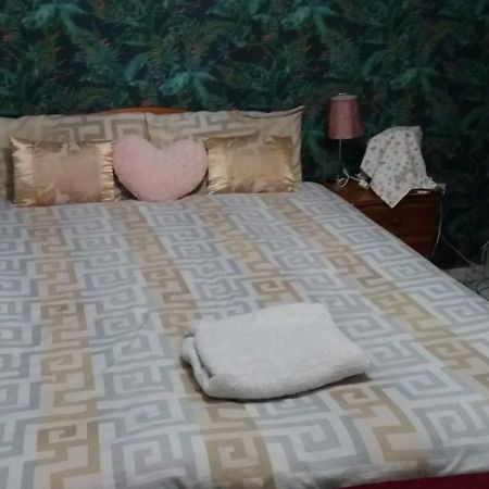 Spacious Double Room Located Within Walking Distance To Seaside And Town Dover Exterior foto